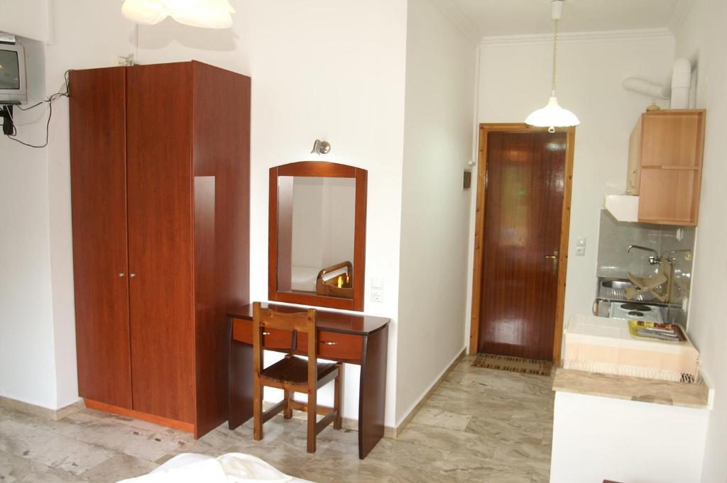 Zotos Rooms Парга Номер фото