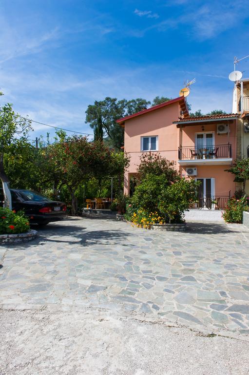 Zotos Rooms Парга Экстерьер фото