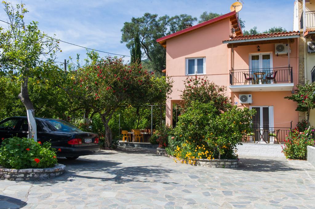 Zotos Rooms Парга Экстерьер фото